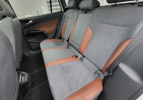 Volkswagen ID.4 cena 154900 przebieg: 21855, rok produkcji 2021 z Głuszyca małe 466